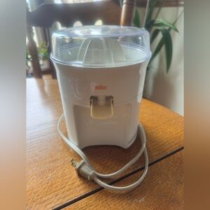 Braun Citromatic Electric Citrus Juicer